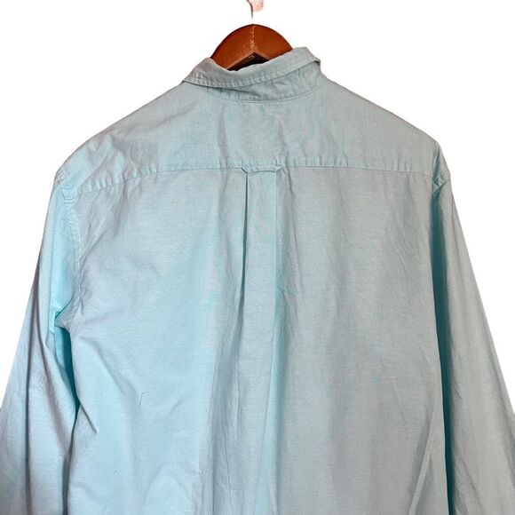 Izod saltwater light blue button down shirt. - Picture 10 of 11